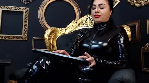 AMBER online show from 02.25.25