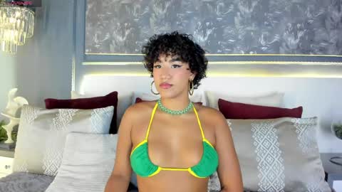 Snapshot of ambracohelo chatting on 06.02.26 Ambra Cohelo online show from 06.02.26