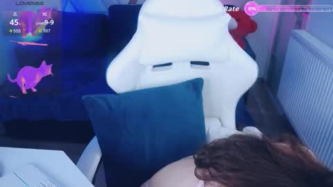 Snapshot of ambraenm chatting on 02.08.26 AmbraEnm online show from 02.08.26