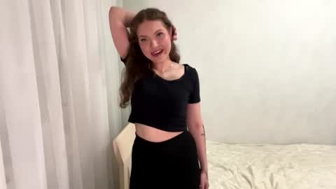 Mia online show from 06.15.26