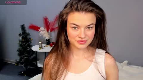 Snapshot of ameli_lorans chatting on 12.27.24 Ameli Lorans online show from 12.27.24