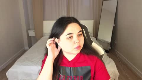 Snapshot of ameli_watts chatting on 05.16.26 Ameli Watts online show from 05.16.26