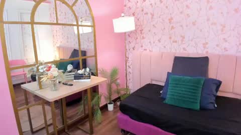 Snapshot of amelia_adms chatting on 04.20.26 Amelia Adams online show from 04.20.26