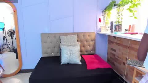 Snapshot of amelia_adms chatting on 07.14.26 Amelia Adams online show from 07.14.26
