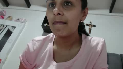 Snapshot of amelia_exotic chatting on 11.17.25 amelia online show from 11.17.25