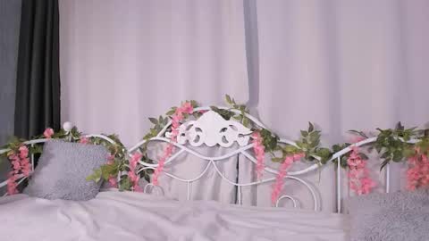 Anna online show from 02.20.26