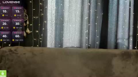 Snapshot of amelia_skyy chatting on 06.26.26 Anna online show from 06.26.26