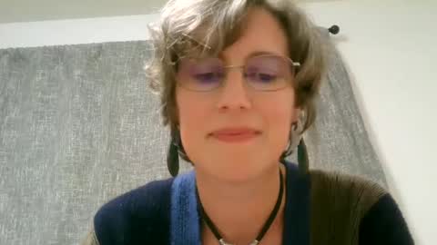 Ameliaishka online show from 10.05.25