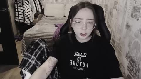 Amelia online show from 12.15.24