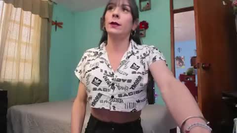 Snapshot of ameliasexdoll chatting on 06.25.26 ameliasexdoll online show from 06.25.26