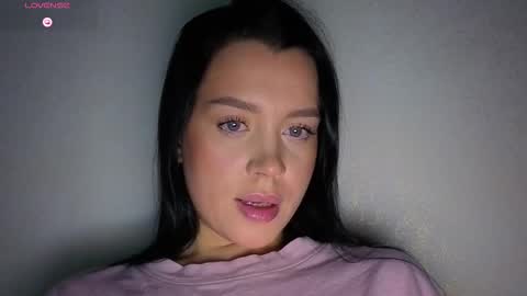 Amelia Sonk online show from 03.04.26