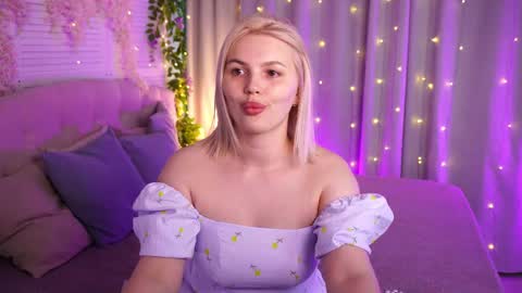  Amelia  online show from 05.14.26