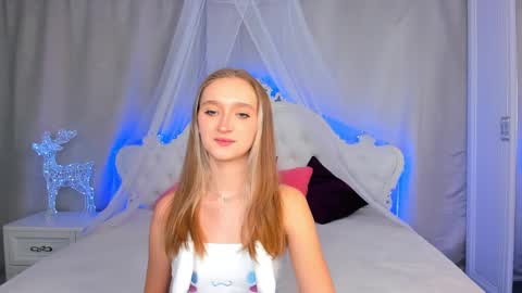Snapshot of ameliawise chatting on 01.07.25 ameliawise online show from 01.07.25
