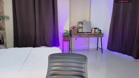 Isabella online show from 05.31.26