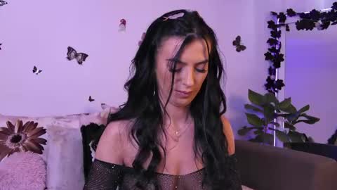 Snapshot of ameliereeaa chatting on 07.17.26 AmelieReeaa online show from 07.17.26