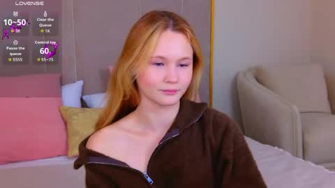 Snapshot of ameliroyse chatting on 05.15.26 AmeliRoyse online show from 05.15.26