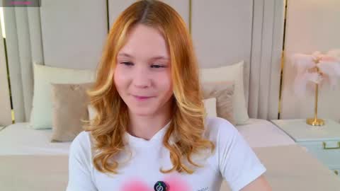 Snapshot of ameliroyse chatting on 05.24.26 AmeliRoyse online show from 05.24.26