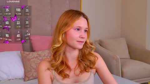 Snapshot of ameliroyse chatting on 05.25.26 AmeliRoyse online show from 05.25.26