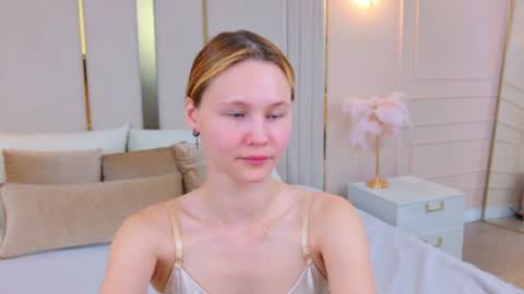 Snapshot of ameliroyse chatting on 06.15.26 AmeliRoyse online show from 06.15.26
