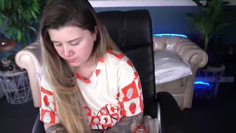 amellymillyy online show from 03.21.26