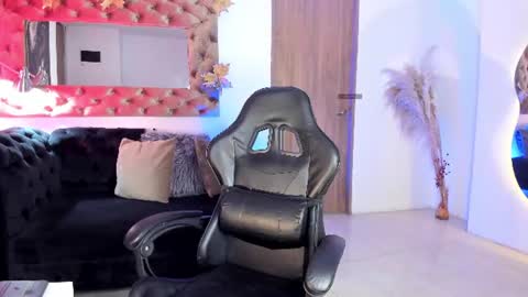          online show from 06.20.26