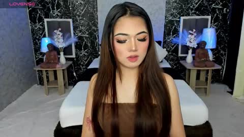 Claire online show from 09.14.25