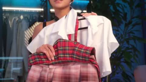 Snapshot of ami_katana chatting on 10.04.25 Ami online show from 10.04.25