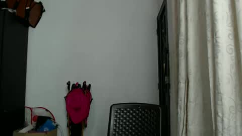 ami_rosee online show from 12.11.24