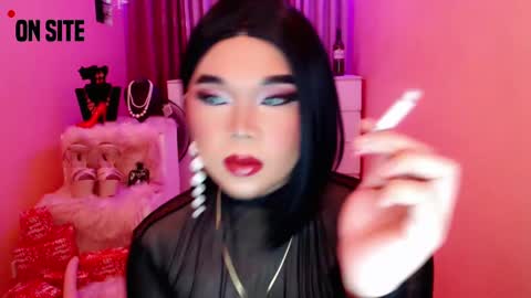 Queen Mireska online show from 12.13.24