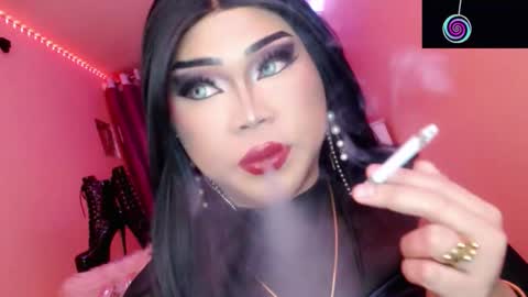 Queen Mireska online show from 10.21.25