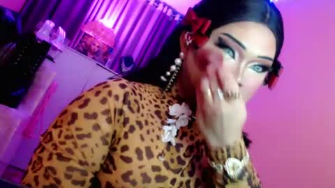 Queen Mireska online show from 06.26.26