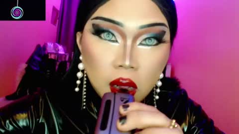 Queen Mireska online show from 07.08.26