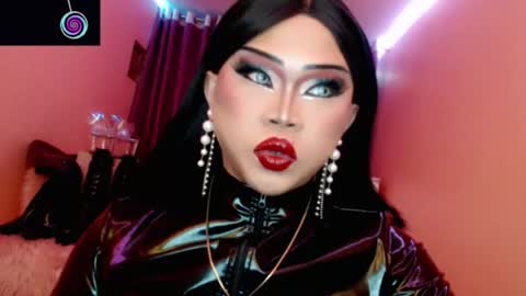 Queen Mireska online show from 07.18.26