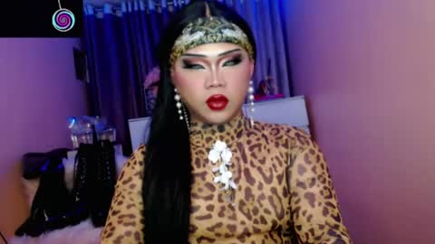 Queen Mireska online show from 07.28.26