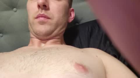 Snapshot of amiliosanchez chatting on 10.05.25 amiliosanchez online show from 10.05.25