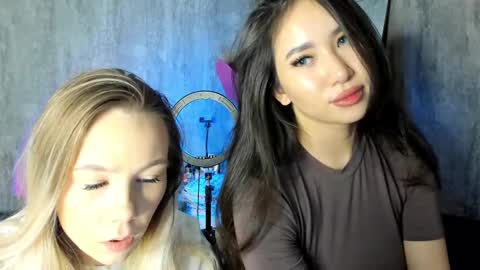 Amina online show from 02.21.25