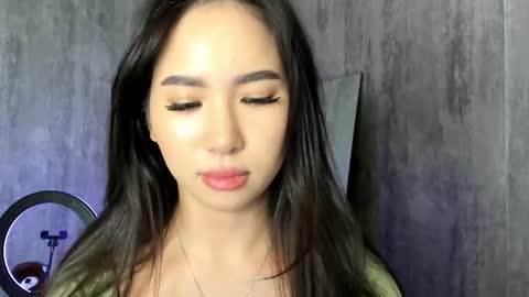 Amina online show from 02.22.25