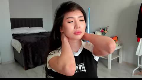 Snapshot of amina_artin chatting on 01.13.26 Amina online show from 01.13.26