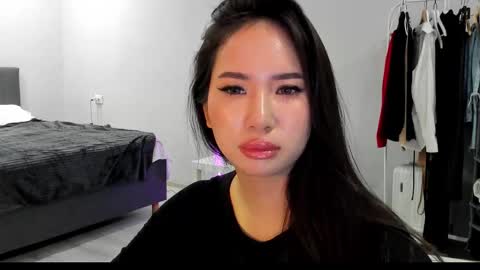 Snapshot of amina_artin chatting on 01.18.26 Amina online show from 01.18.26