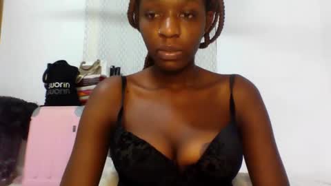 Amina online show from 01.18.26