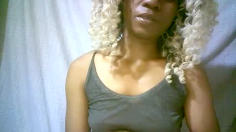 Snapshot of aminah01 chatting on 01.02.25 aminah01 online show from 01.02.25