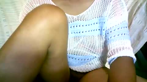 Snapshot of aminah01 chatting on 01.06.26 aminah01 online show from 01.06.26