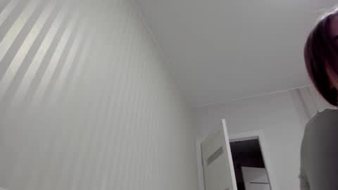 Snapshot of aminaswan_ chatting on 02.16.25 Kristina online show from 02.16.25