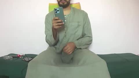 Amir online show from 11.17.25