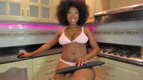 amirajones online show from 05.30.26