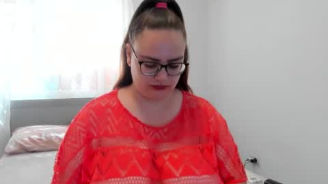 Snapshot of amiravyxen chatting on 07.07.26 Amira Vyxen online show from 07.07.26