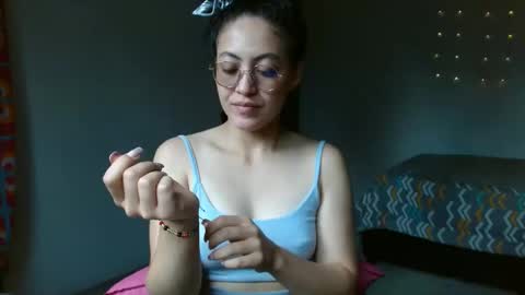 Snapshot of amitlu_ chatting on 02.01.25 amitlu_ online show from 02.01.25