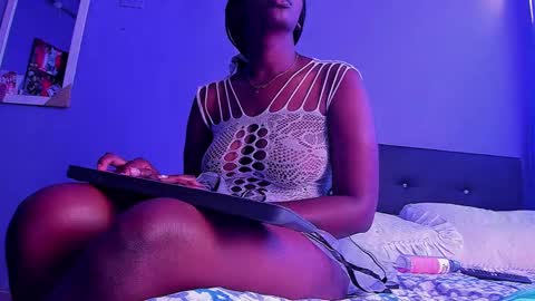 Snapshot of ammy_dams chatting on 01.26.25 Lore online show from 01.26.25