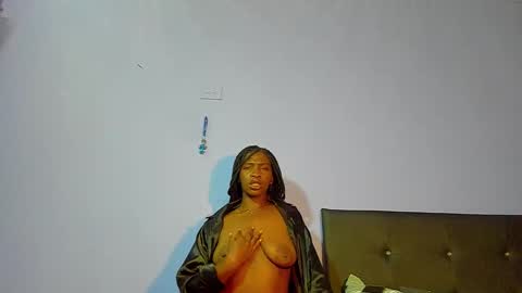 Snapshot of ammy_dams chatting on 02.01.25 Lore online show from 02.01.25