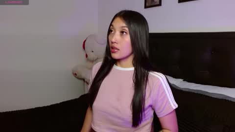 Snapshot of ammy_moon18 chatting on 01.13.26 Amy online show from 01.13.26